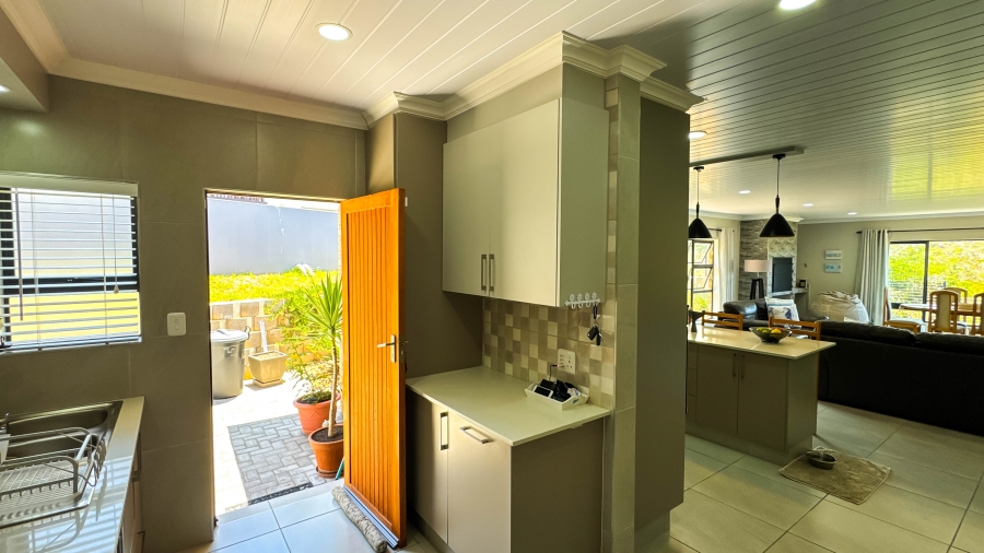 3 Bedroom Property for Sale in Dana Bay Western Cape